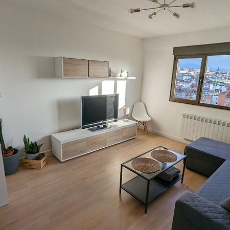 Apartamento Los Vega- Parking Privado Oviedo Dış mekan fotoğraf